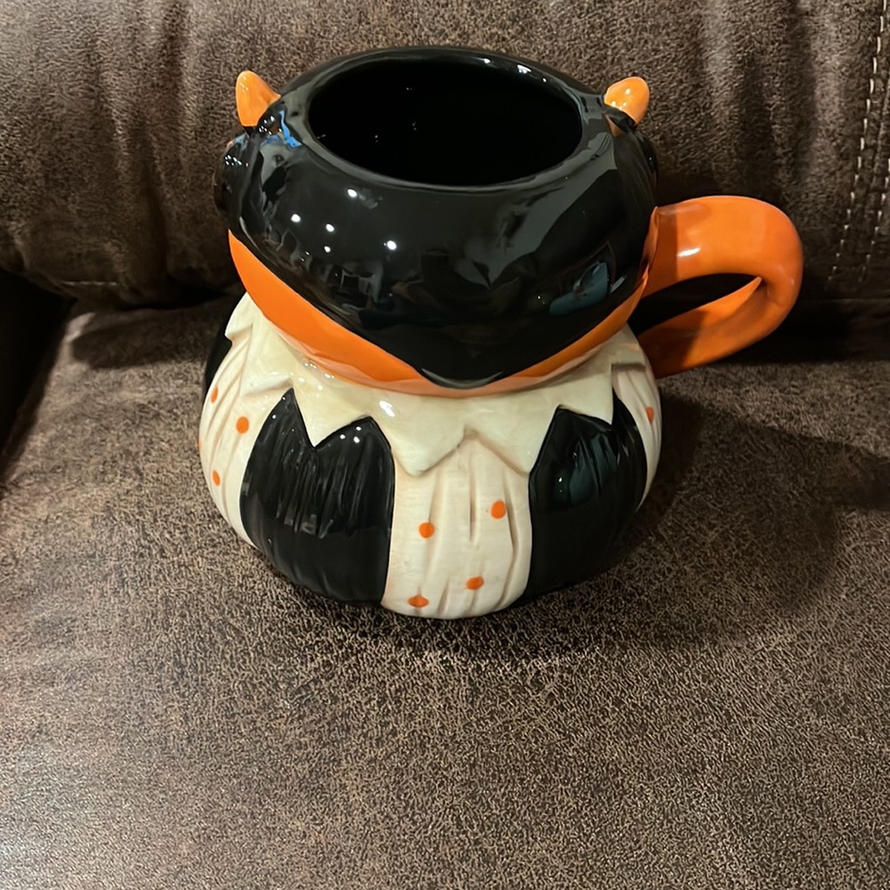 New Johanna Parker devil mug - Picture 2 of 2
